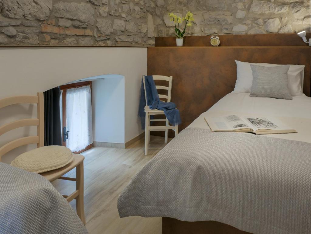 Apartmaji in sobe Odlična hiša Štanjel photo 1