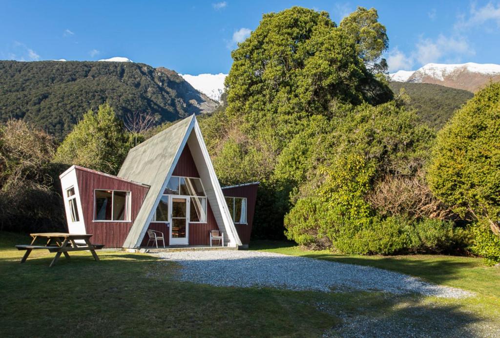 Wonderland Makarora Lodge photo 1