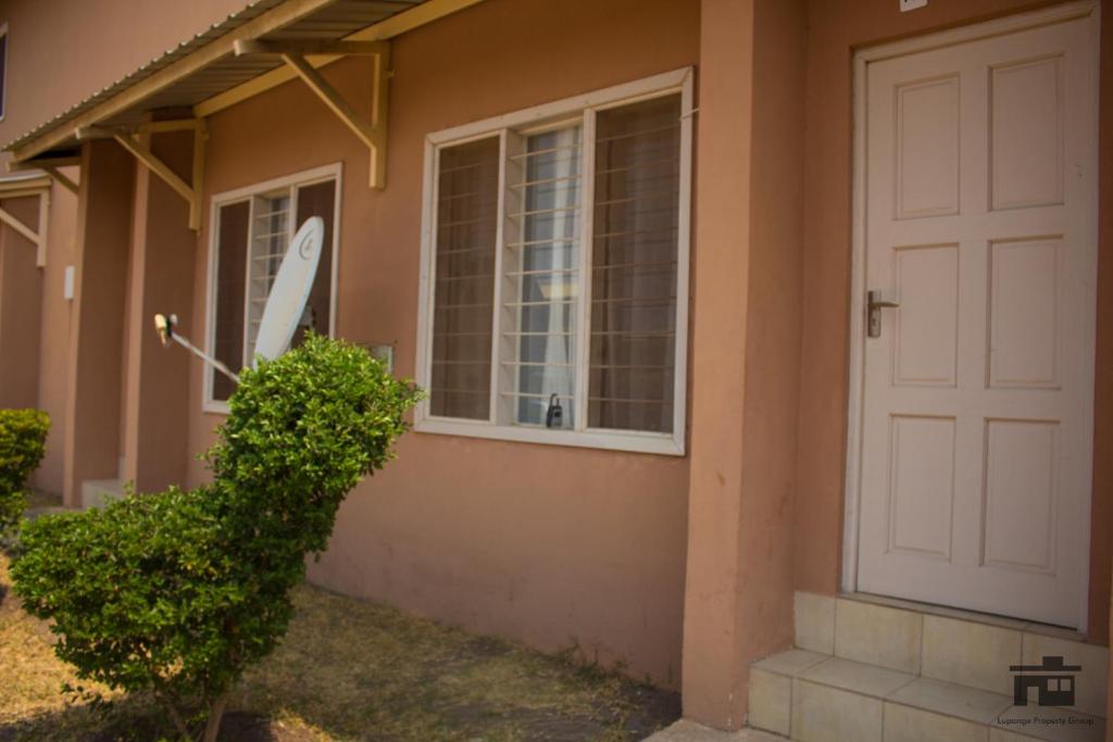 The ToWn House II photo 1