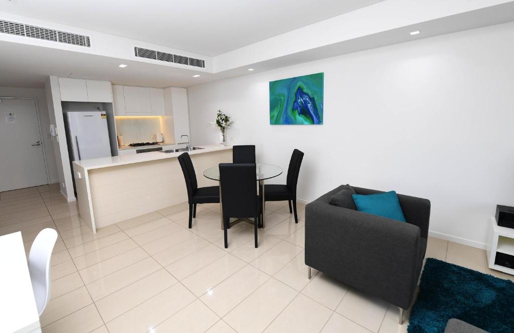 WATERFRONT DARWIN TROPICAL GEM photo 4