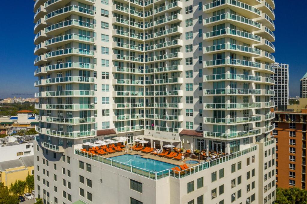 Private Oasis at Arya image