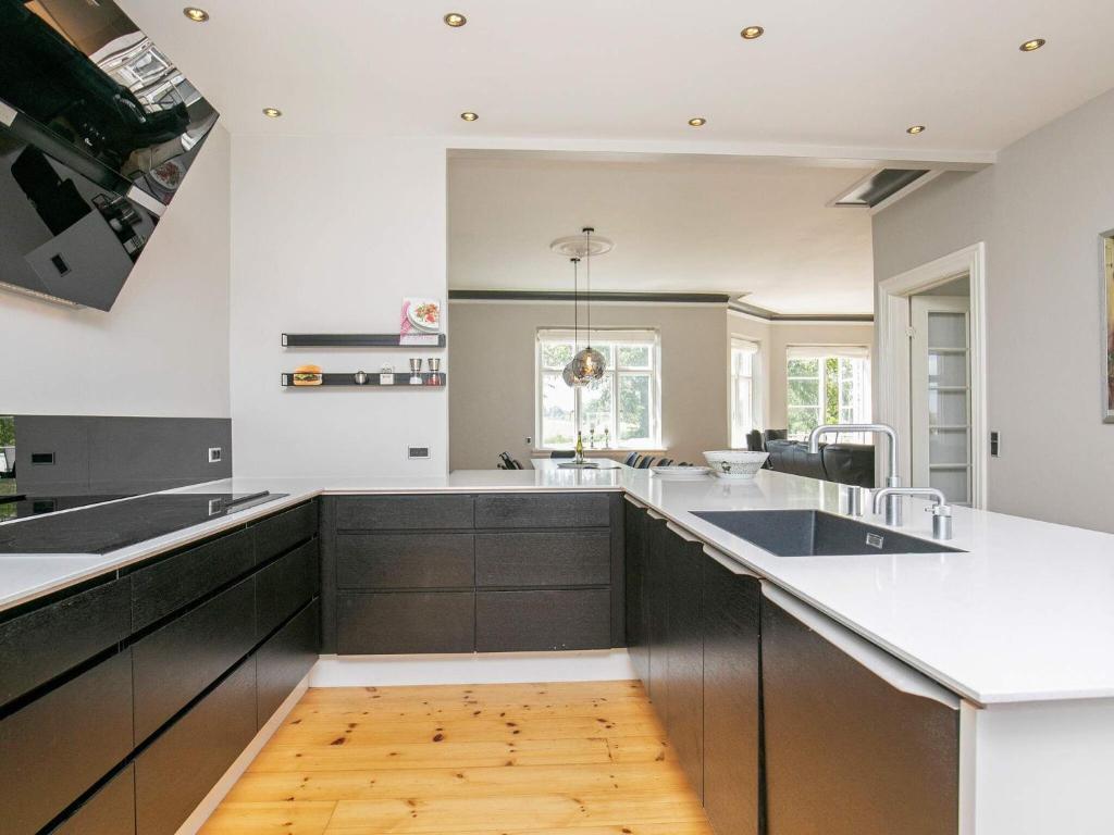 12 person holiday home in Nyborg photo 3