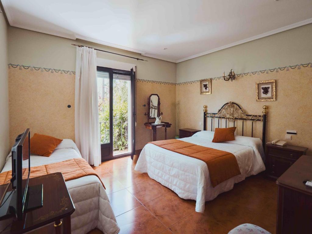 Hotel Doña Carmen photo 2