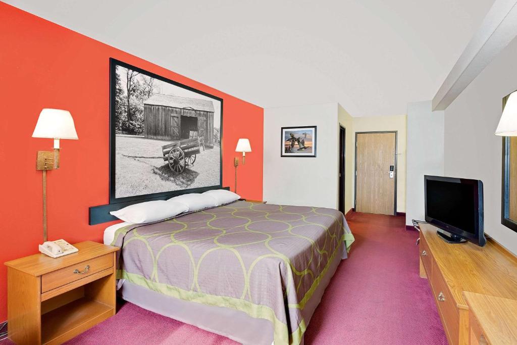 Super 8 by Wyndham Mound City photo 4