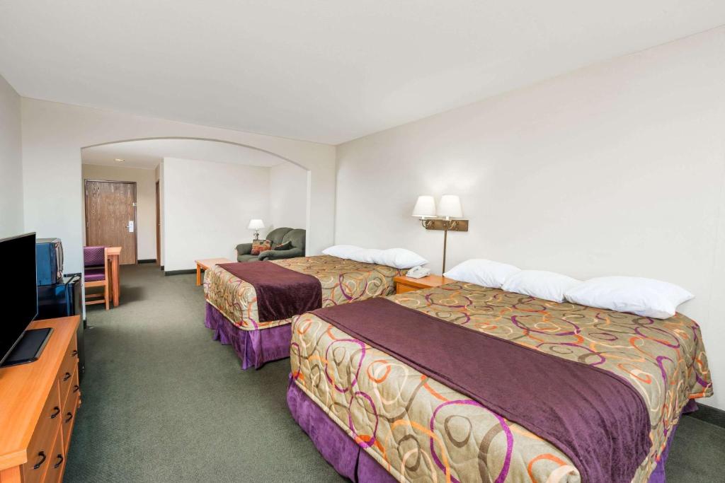 Super 8 by Wyndham Columbia East photo 4