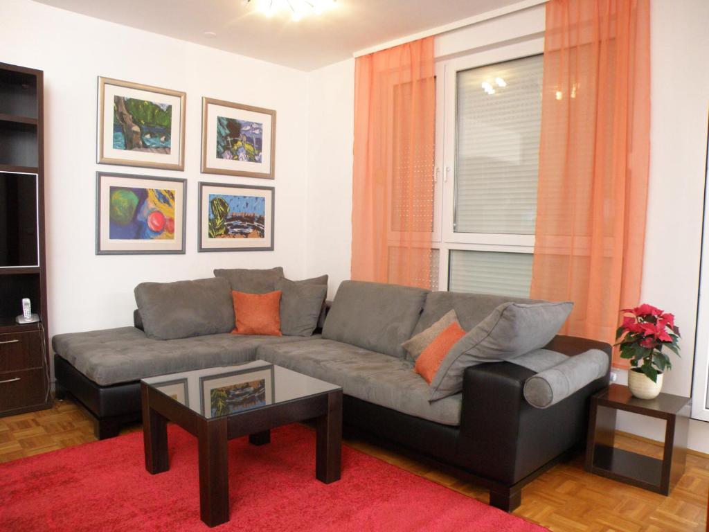 Prestige Apartman Zagreb photo 1