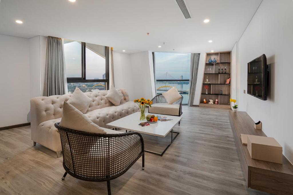 Сьюит (Специальное предложение - Семейный люкс), Haian Riverfront Hotel Da Nang