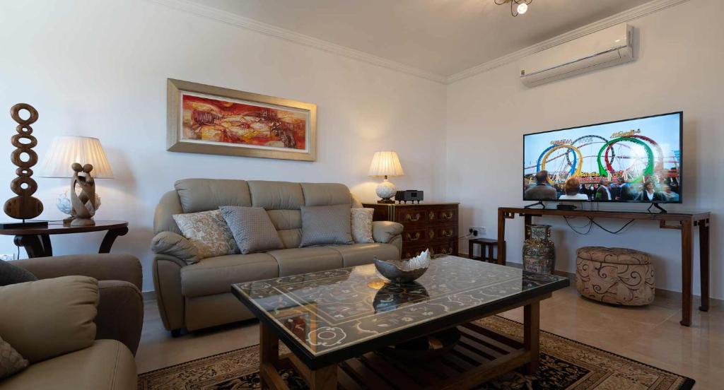 3 bedroom Villa Melandra with private pool and sea views, Aphrodite Hills Resort photo 4