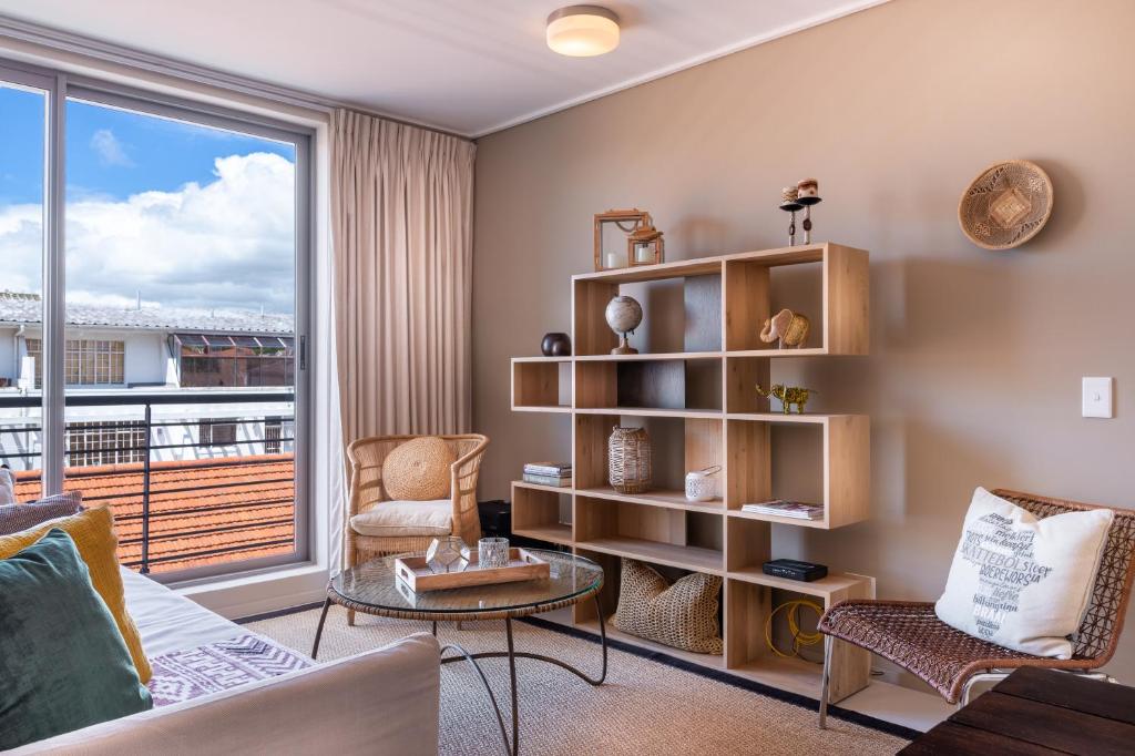 The Antrim Apartments by Totalstay - Tap to explore photos