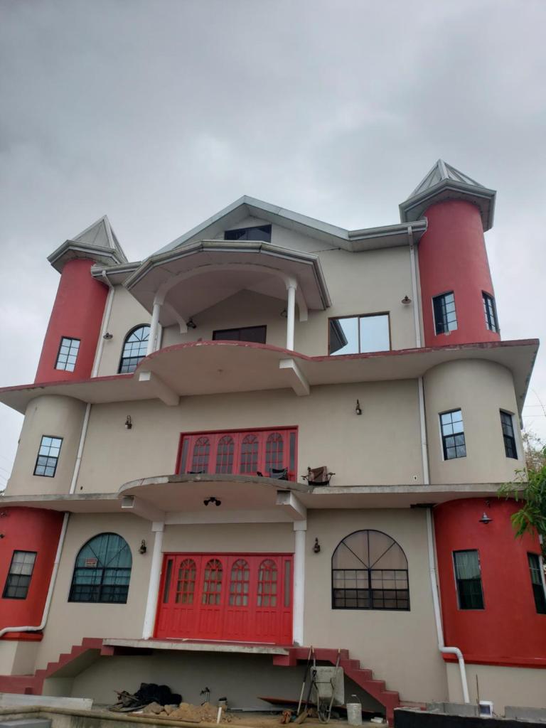 CASTLE VIEW VILLA photo 4
