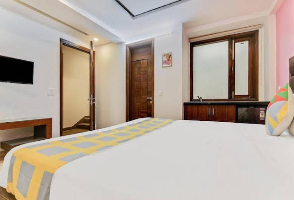 Двухместный (Двухместный номер Делюкс с 1 кроватью), Downtown Travelodge