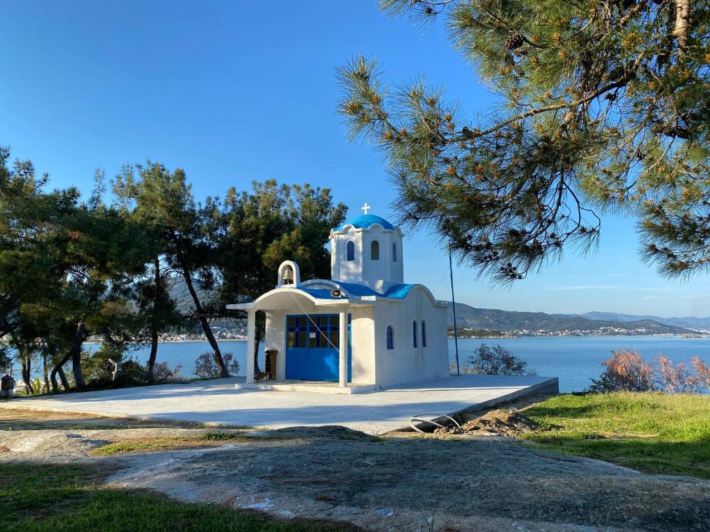 Iraklitsa Beach photo 2