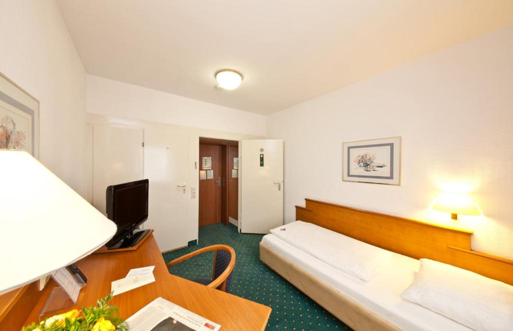 Одноместный (Одноместный номер эконом-класса), Novum Hotel Boulevard Stuttgart City