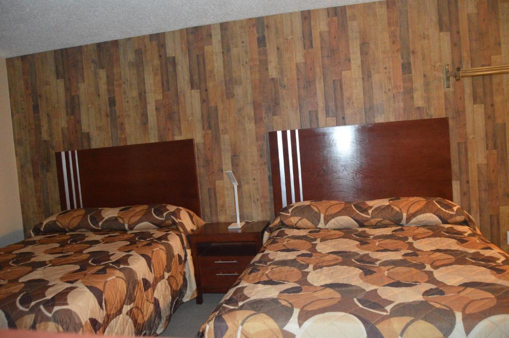 Wheel Inn Motel photo 4