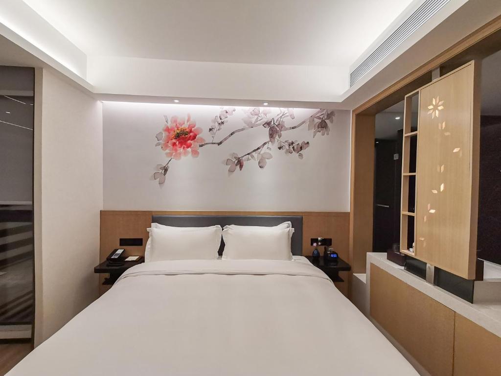 Paco Hotel Beijing Road Metro Guangzhou-Shuttle bus to Canton Fair photo 4