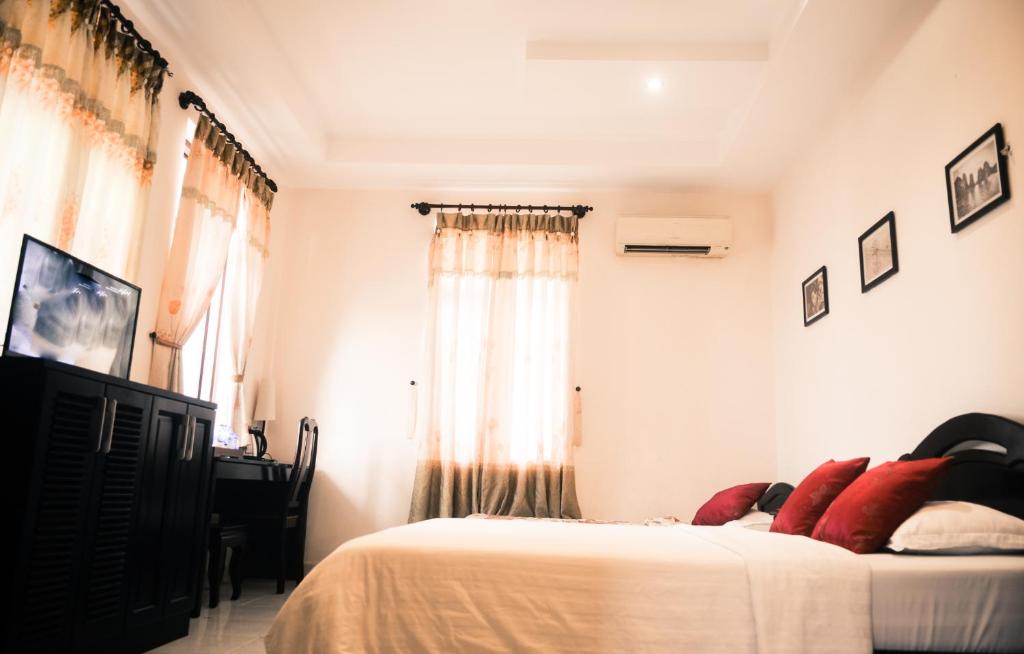 Трехместный (Трехместный номер с балконом), Thanh Bình Hotel
