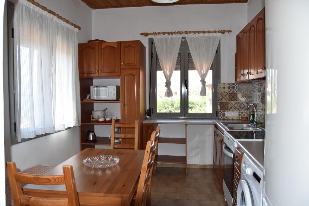 Antonias house photo 2