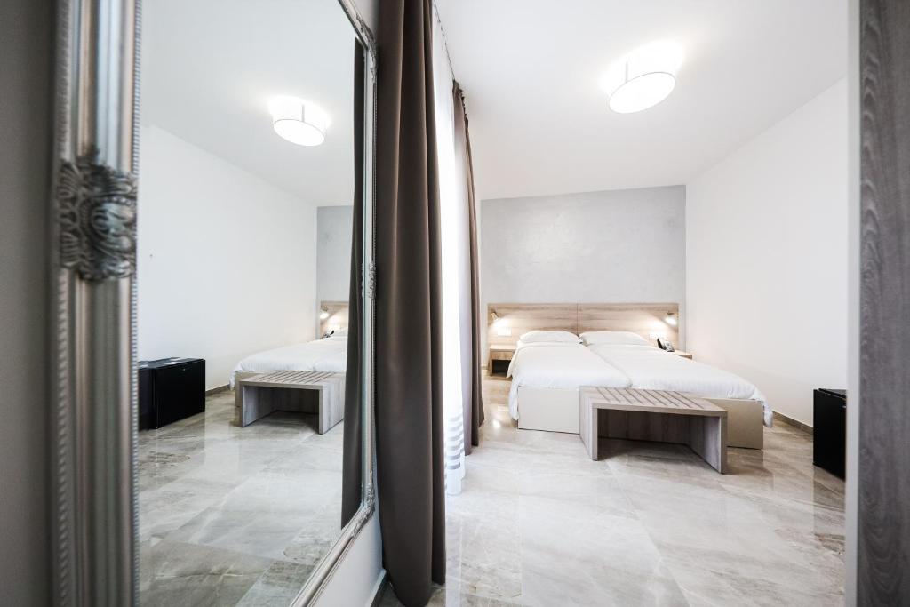 Hotel Lucija photo 3