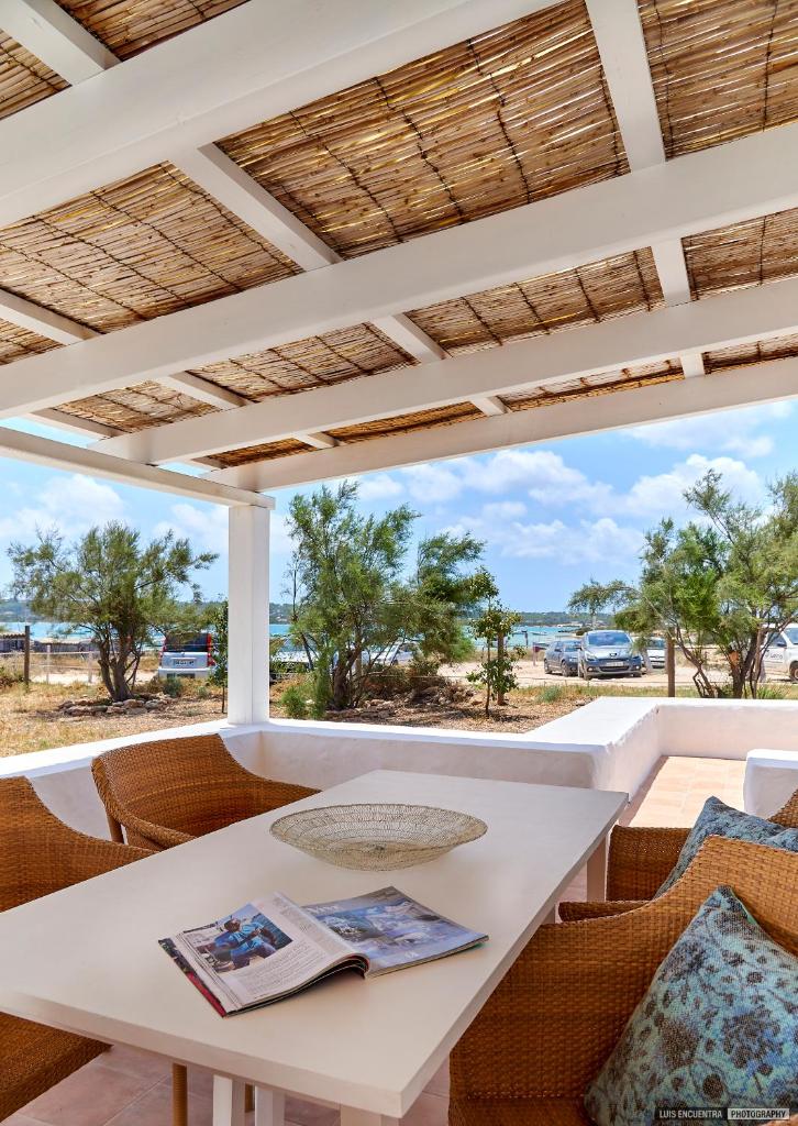 Casita Del Puerto Formentera Passport photo 2