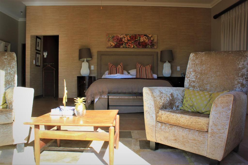 Karee & Wild Olive Guest Lodge photo 3