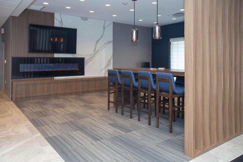 Candlewood Suites - Cleveland South - Independence, an IHG Hotel photo 3