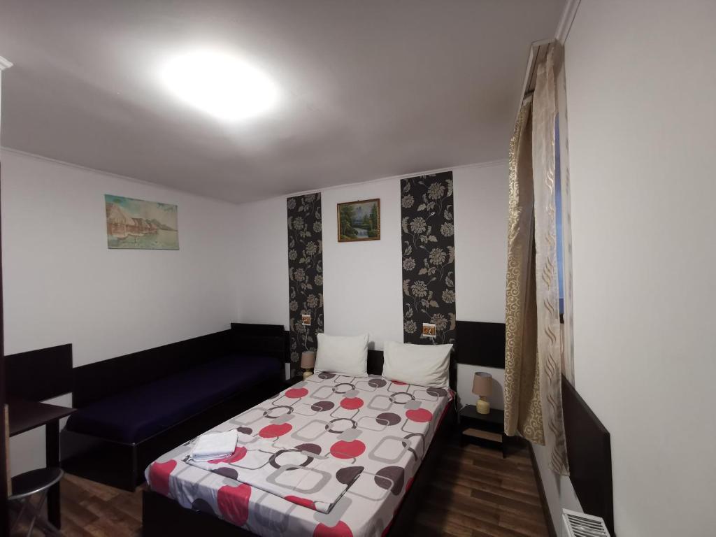 Трехместный (Трехместный номер с собственной ванной комнатой), Joe Hostel