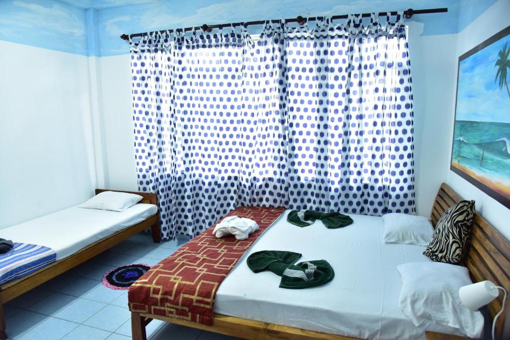 Трехместный (Стандартный трехместный номер), Hotel Happy Tuna