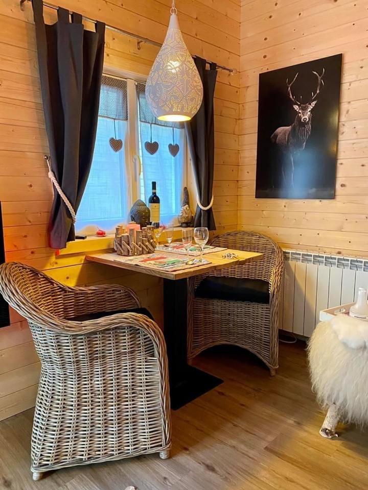 Chalet à l'aise met Wellness, Durbuy photo 2