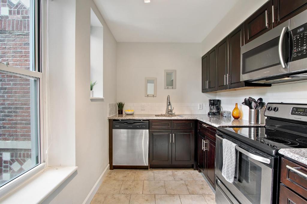 Vogue Apartment next to ForestPark/WashU/BJC photo 4