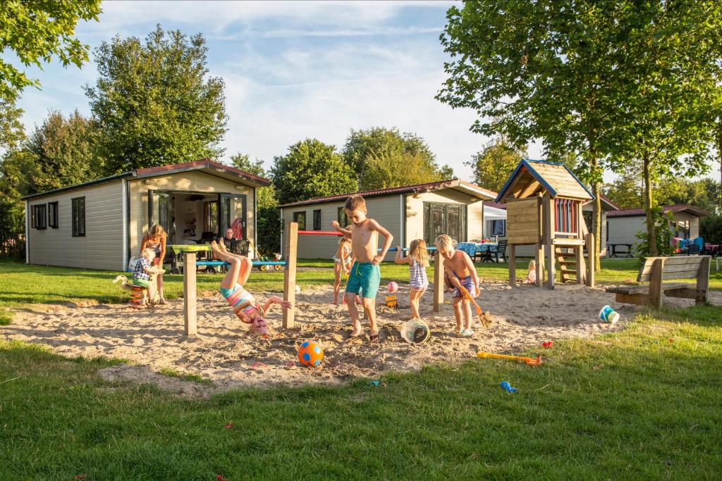 Vakantiepark de Luttenberg photo 2