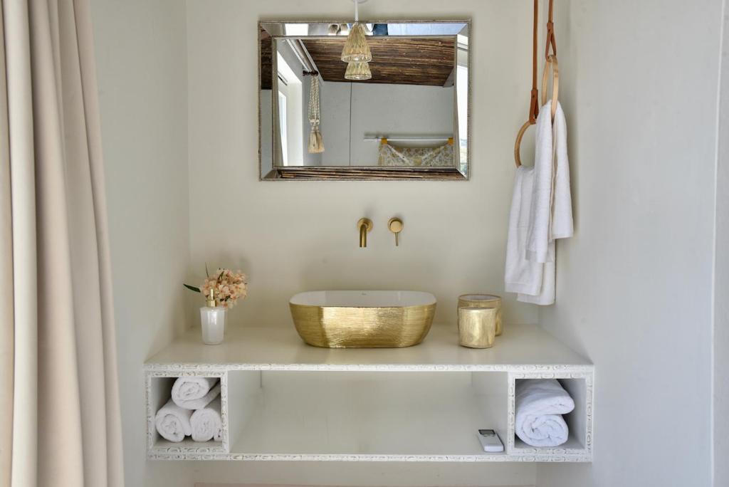 Elefthia Syros Exclusive Suite photo 3