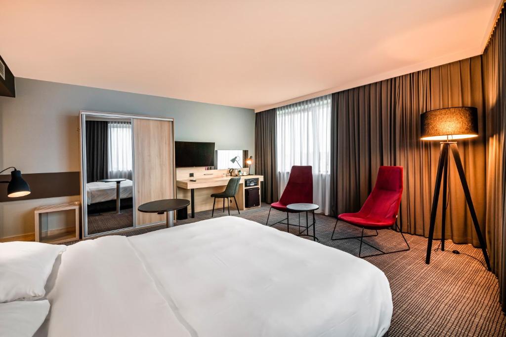 Сьюит (Полулюкс с видом на замок), Park Inn by Radisson Krakow