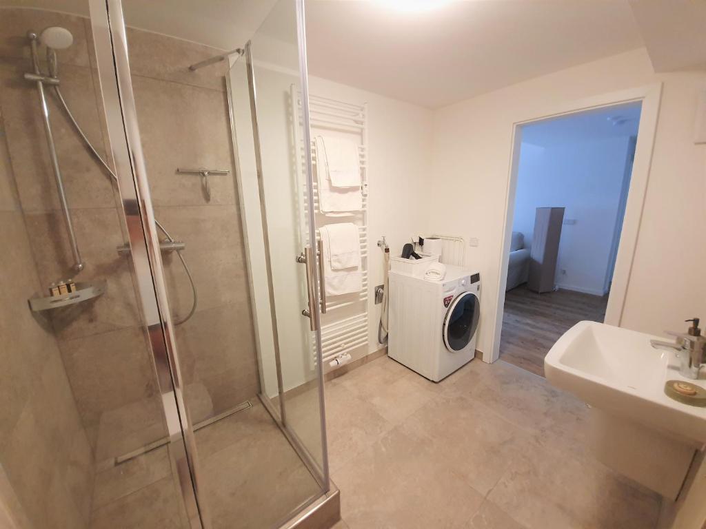 PB Ferienwohnungen - FeWo 1 - Stilvoll eingerichtetes Apartment im Herzen Senftenbergs photo 4