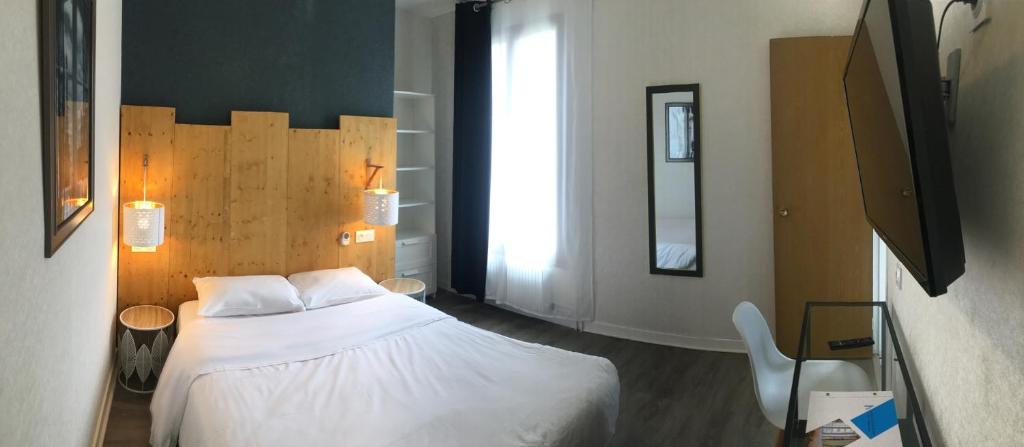 Двухместный (Улучшенный номер), Hôtel du Maine