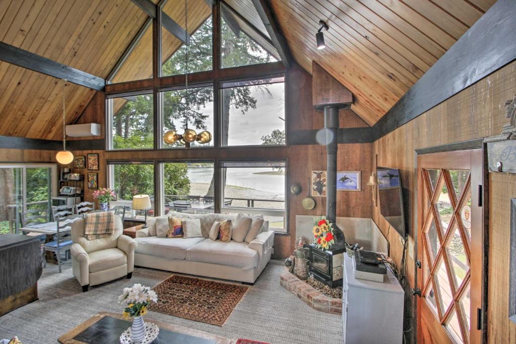 Waterfront Gig Harbor Property on the Puget Sound!