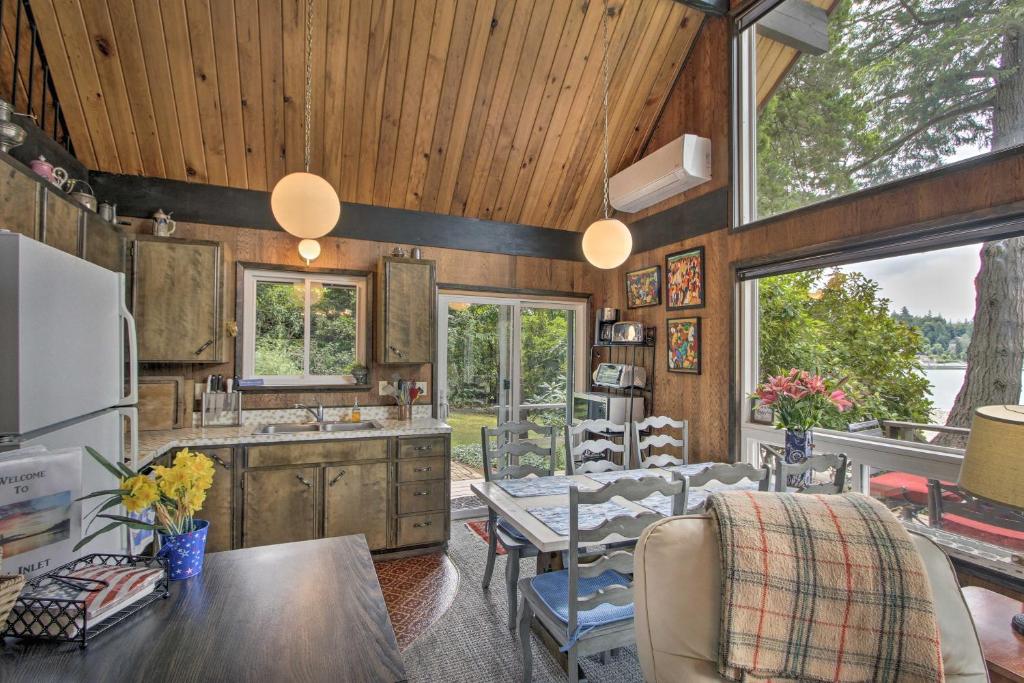 Waterfront Gig Harbor Property on the Puget Sound! photo 4
