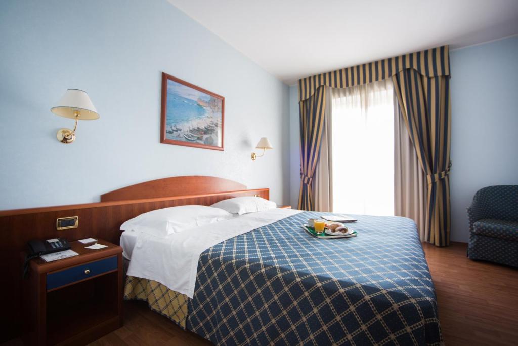 Hotel Levante photo 3
