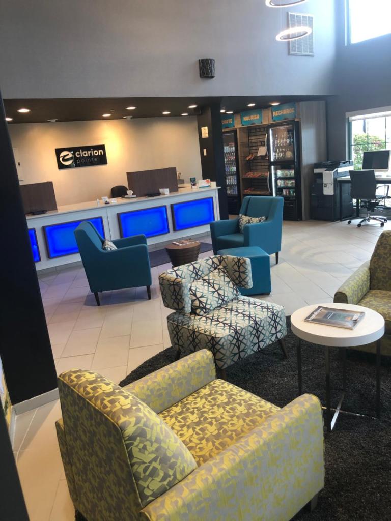 Clarion Pointe Indianapolis Airport photo 1