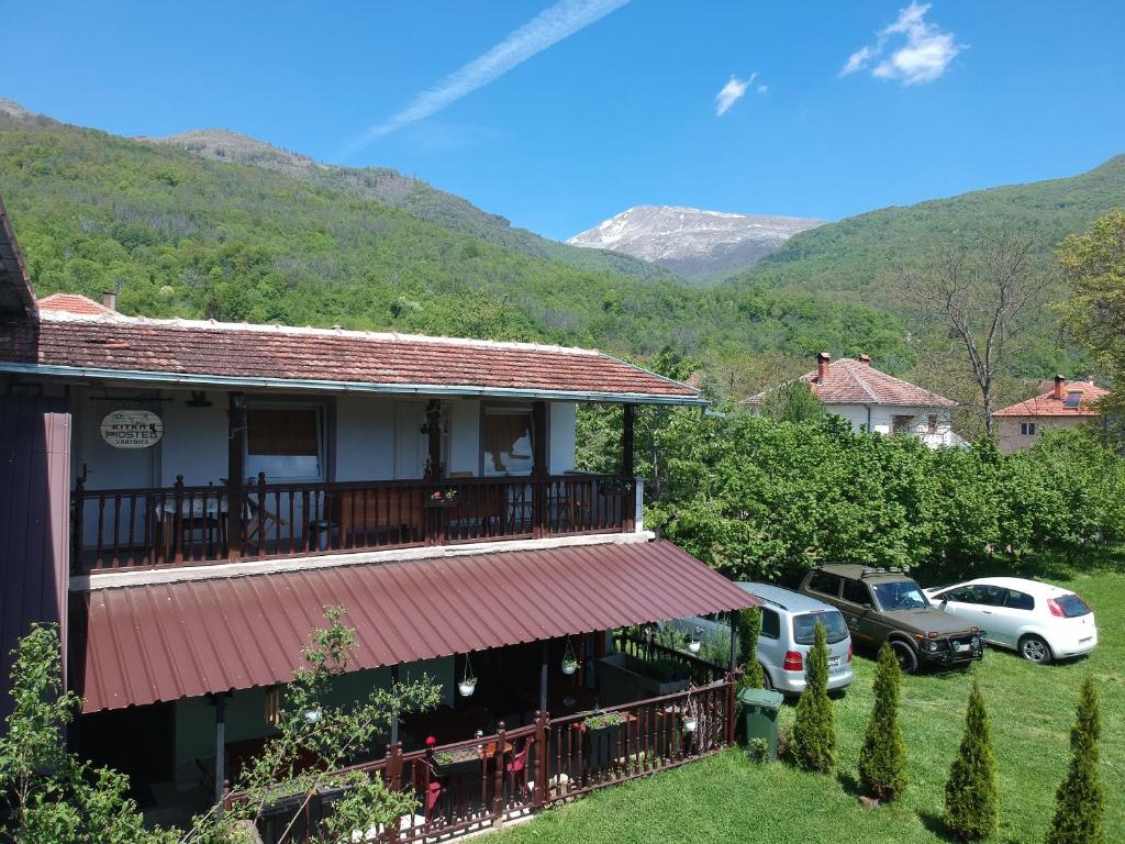 Kitka Hostel - Vratnica photo 4