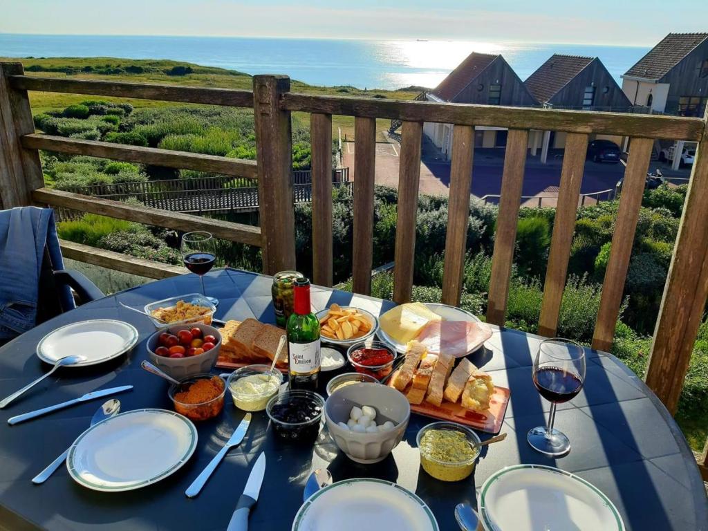 Le 246 - Duplex face à la mer pour 4 personnes, Wifi, TV full Sat, Parking photo 1