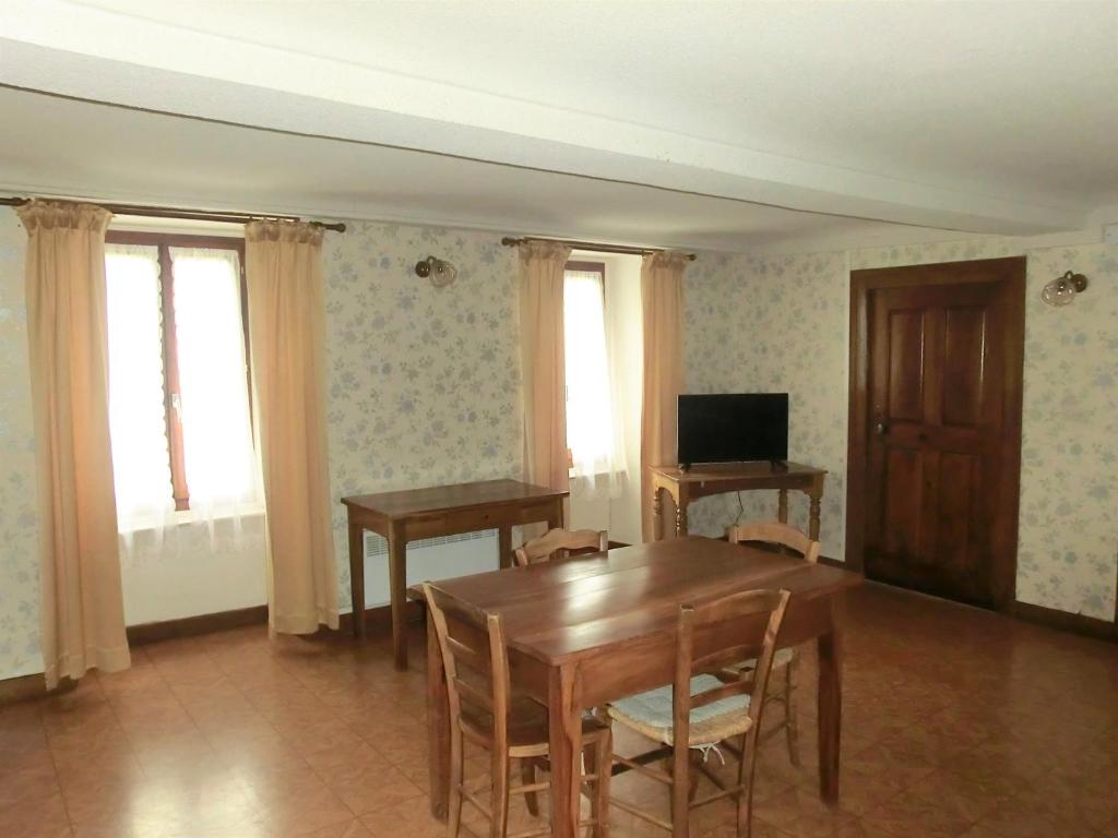 Lou Filadour 1ère Etage 5 personnes photo 1