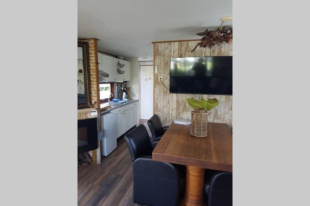 Stuyvesanthof scheldeoord chalet 710 photo 4