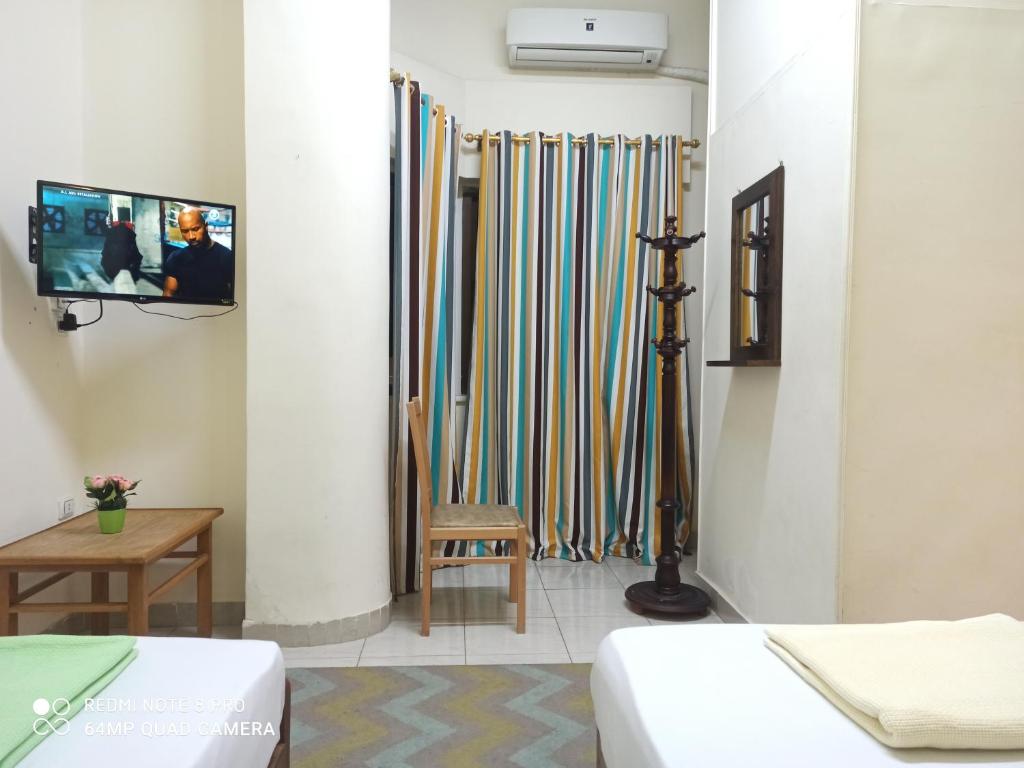 Двухместный (Двухместный номер Делюкс с 1 кроватью и ванной), Golden Star Hotel