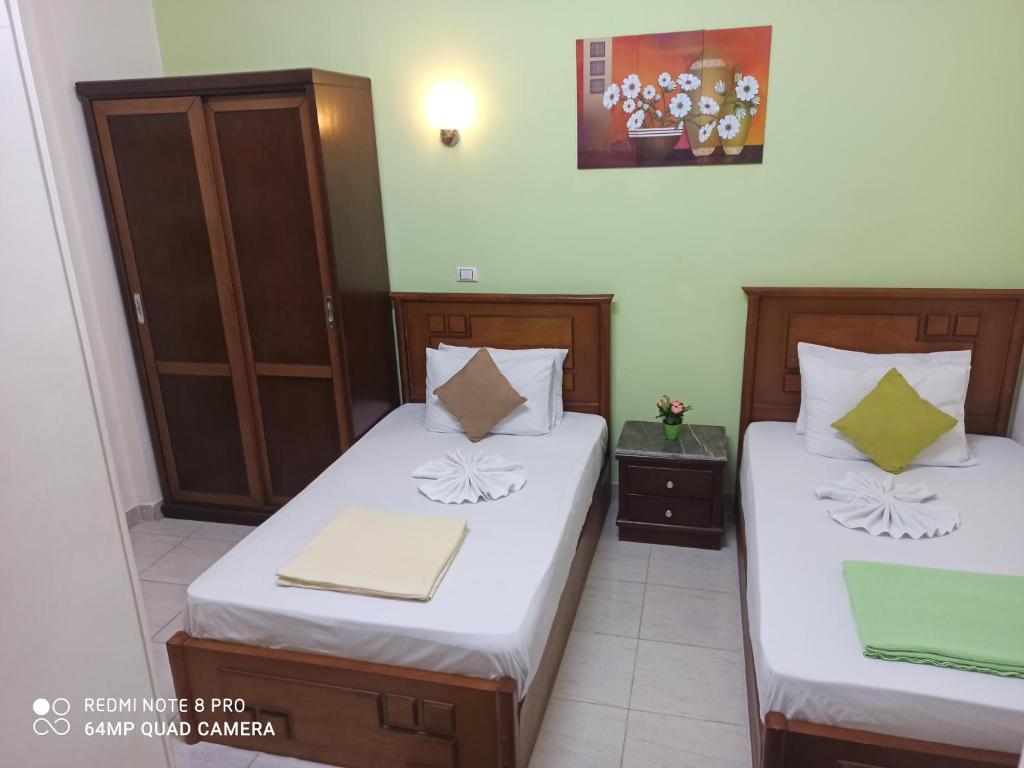 Двухместный (Двухместный номер Делюкс с 1 кроватью и ванной), Golden Star Hotel