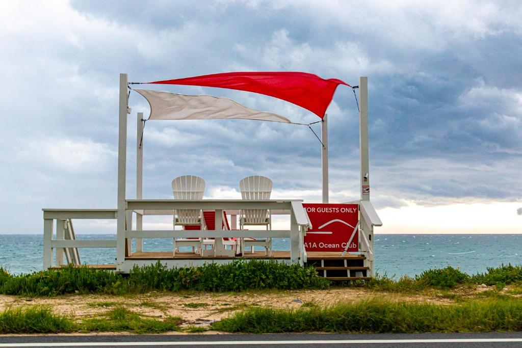 A1A Ocean Club photo 3