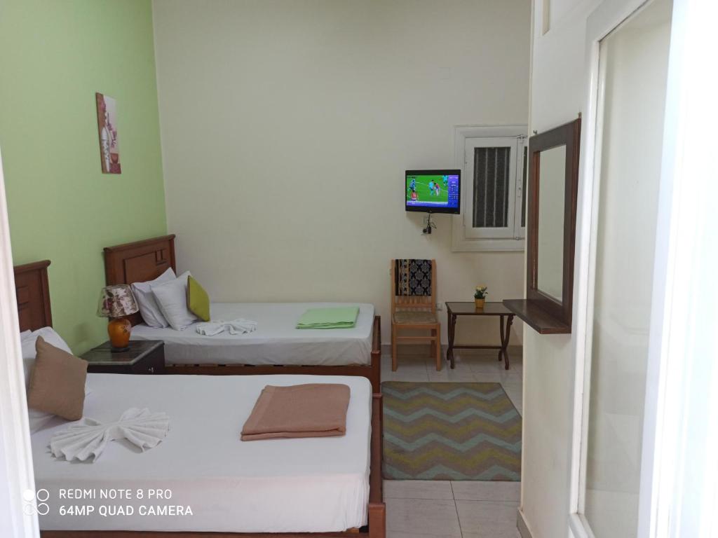 Двухместный (Двухместный номер Делюкс с 1 кроватью и балконом), Golden Star Hotel