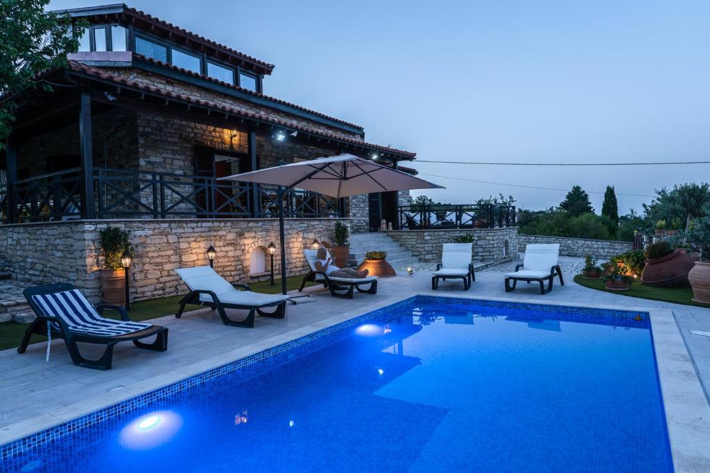 Lefkara Villa photo 1