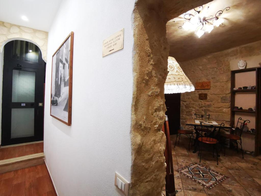 Proserpina photo 3