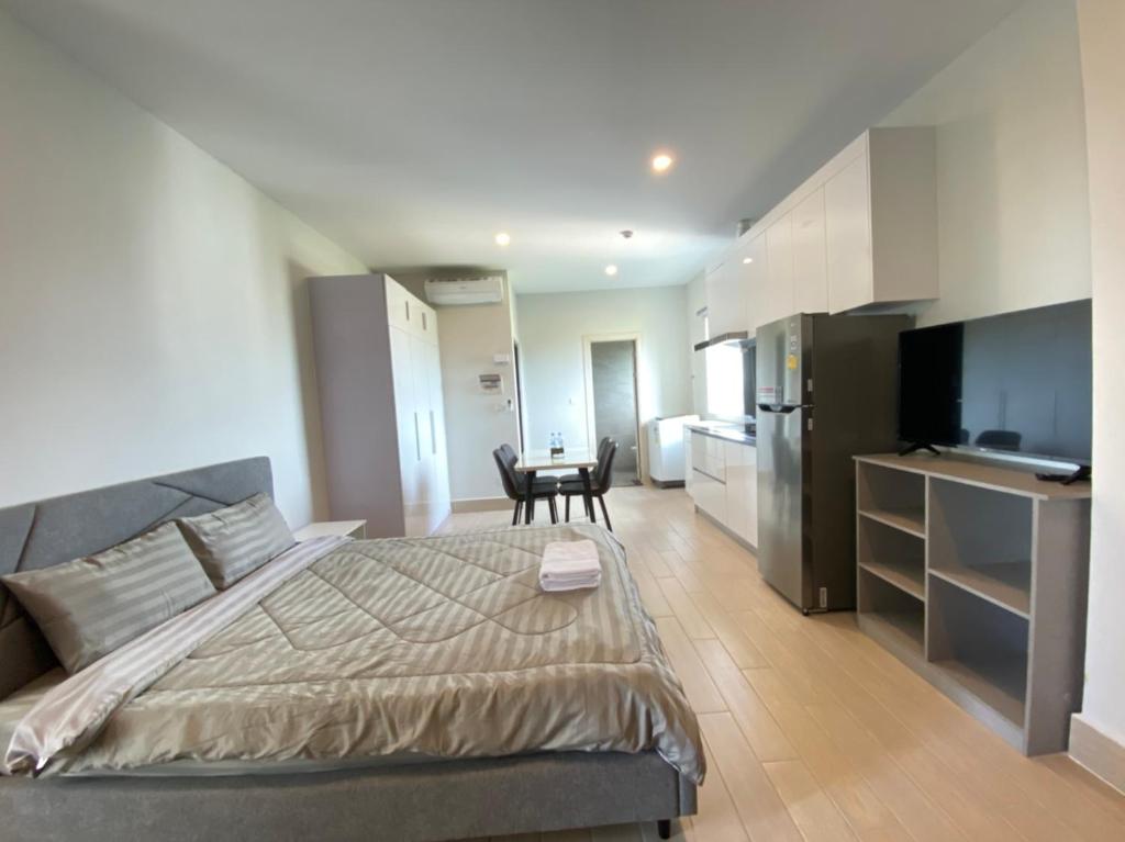 The Hill Residence photo 3
