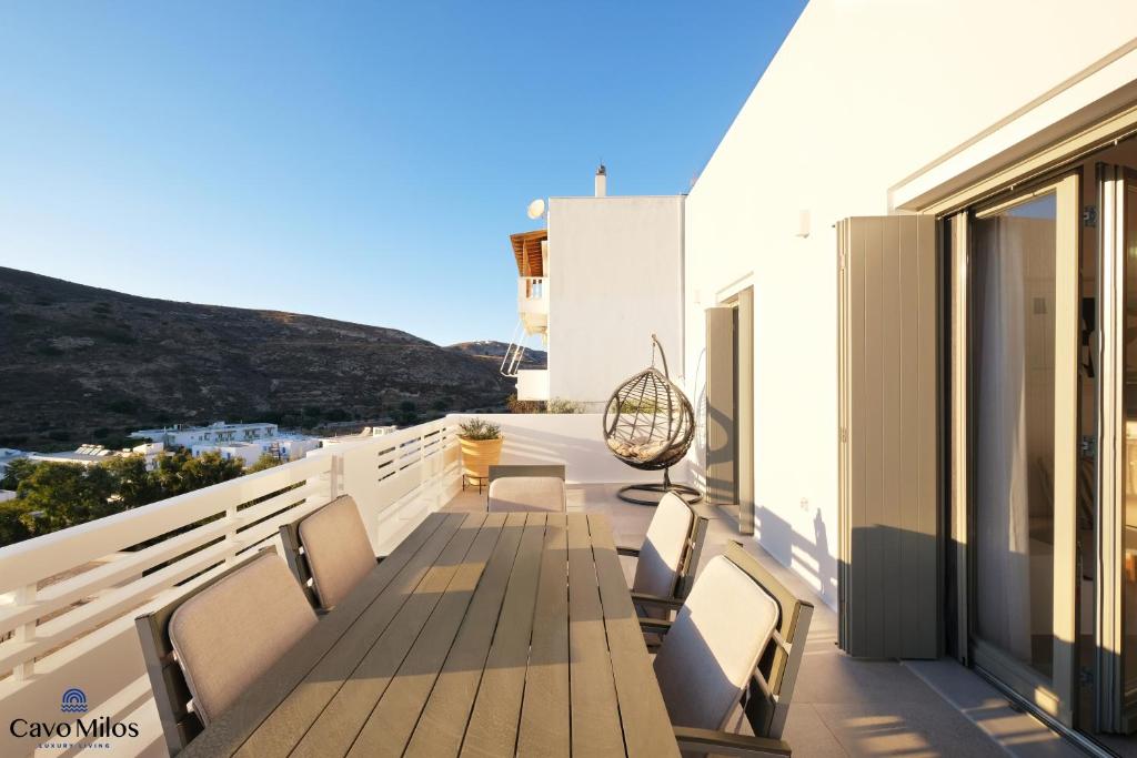 Cavo Milos photo 2